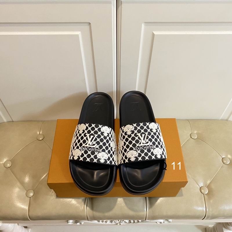 LV Men's Slippers 130